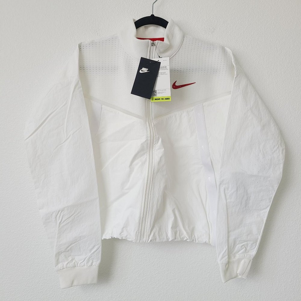Nike Womens Sportswear Jacket CZ3613-100 Size M White